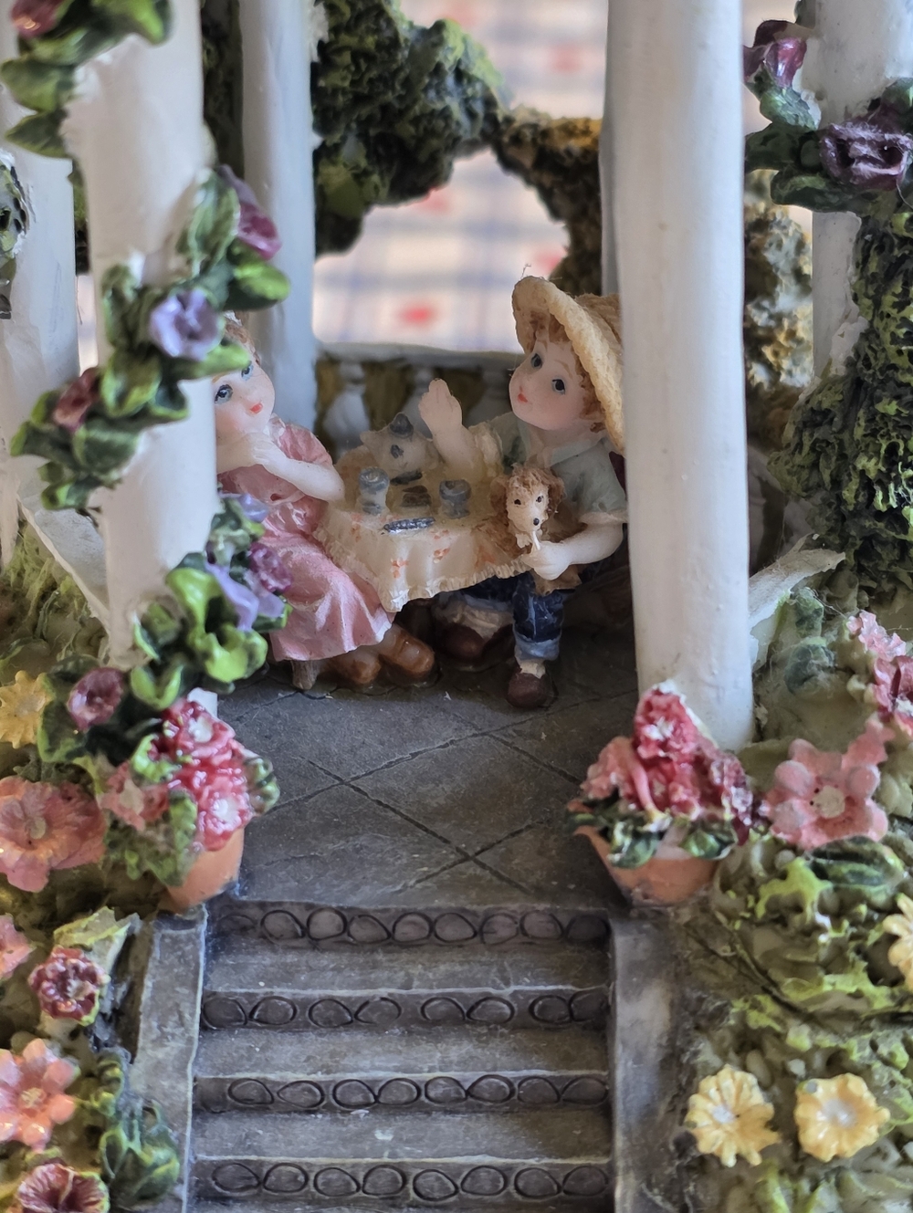 Musical Floral Garden Gazebo Figurine - Picture 5 of 5